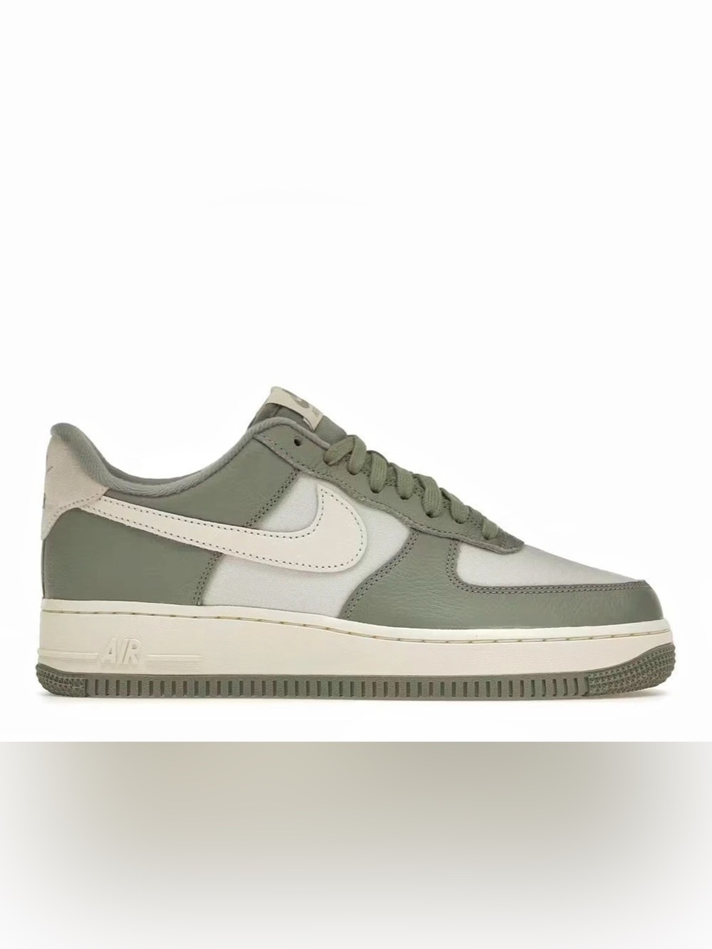 NIKE AIR FORCE 1 '07 LX